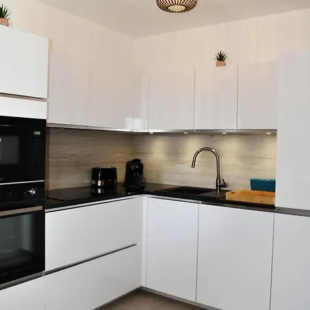 Amandula Bergerie Hyper Cozy