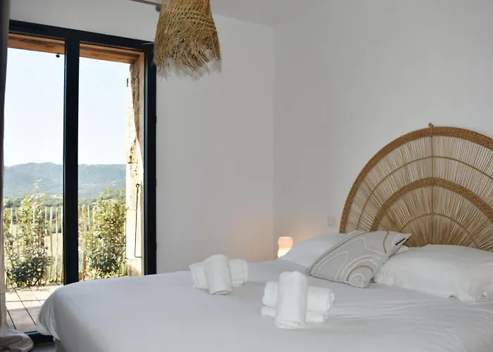 Amandula Bergerie Hyper Cozy